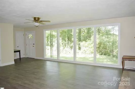 22339 Asheville HWY, Landrum, SC 29356