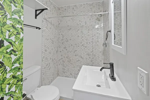 3720 Cate Ave, Knoxville, TN 37919