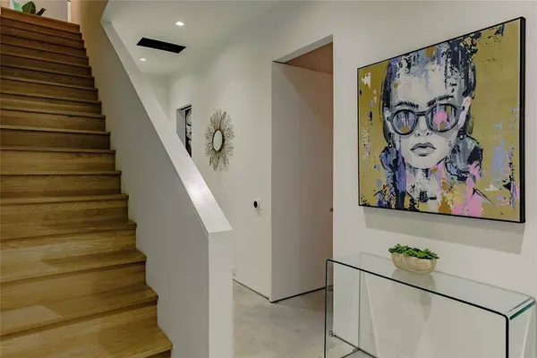 1504 Burlew Street #101, Dallas, TX 75204