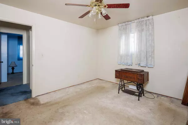 7220 CROWN RD, Glen Burnie, MD 21060