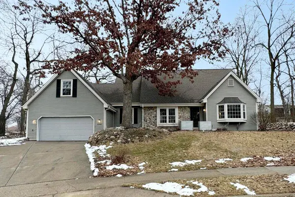 2900 Devonshire, Waukesha, WI 53188