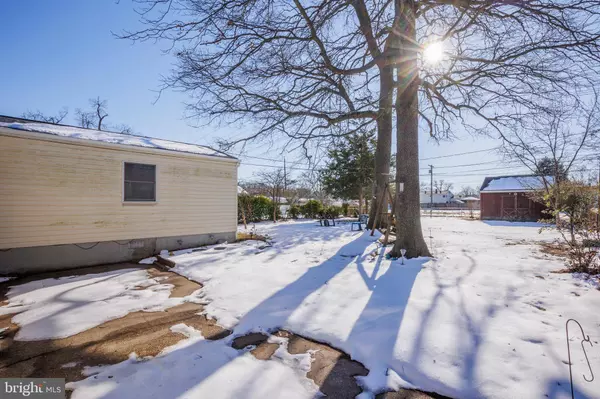 7220 CROWN RD, Glen Burnie, MD 21060