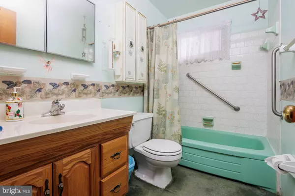 7220 CROWN RD, Glen Burnie, MD 21060