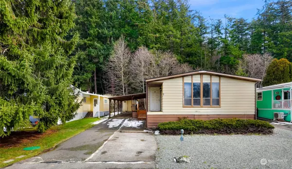 425 Chuckanut DR #16, Bellingham, WA 98229