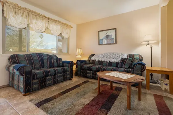 2920 MAXINE ST NE, Albuquerque, NM 87112