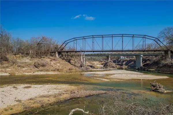 217 CR 3310, Valley Mills, TX 76689