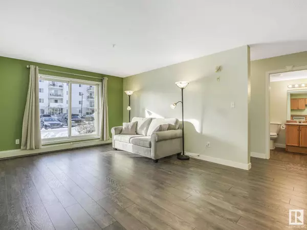 #101 4703 43 AV, Stony Plain, AB T7Z 2S7