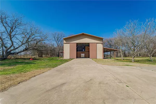 217 CR 3310, Valley Mills, TX 76689