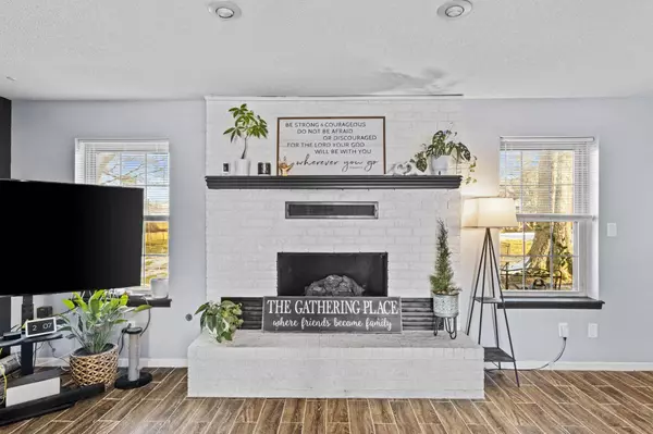 1017 N Jeff Davis Street, Jacksonville, AR 72076