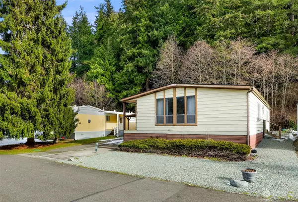 425 Chuckanut DR #16, Bellingham, WA 98229