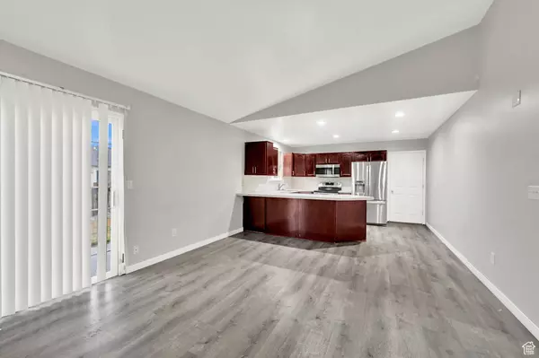 3002 W 4475 S, Roy, UT 84067