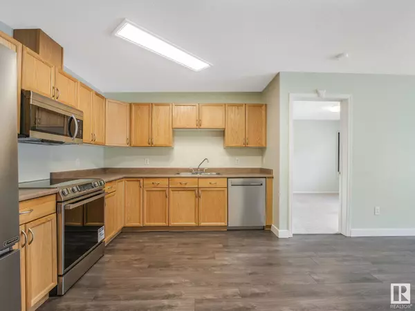 #101 4703 43 AV, Stony Plain, AB T7Z 2S7