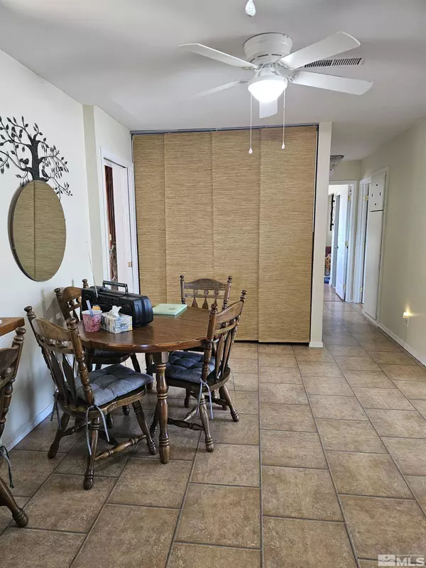 864 K st, Hawthorne, NV 89415