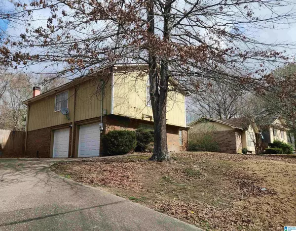 3041 CARLETON ROAD, Birmingham, AL 35215