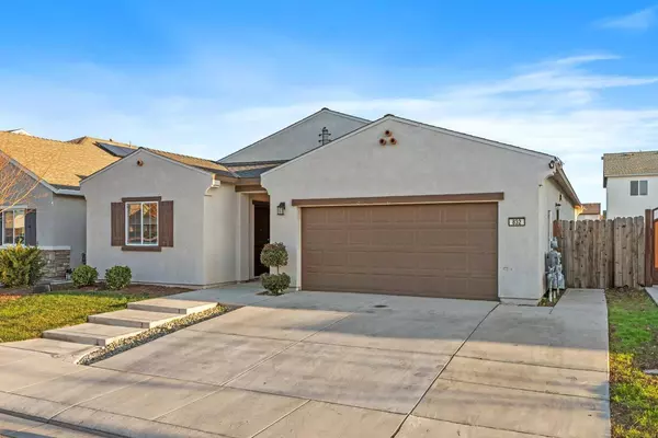 832 Somerset WAY, Patterson, CA 95363