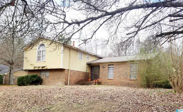 3041 CARLETON ROAD, Birmingham, AL 35215