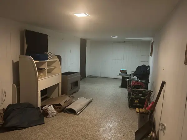 9927 S Parnell Avenue, Chicago, IL 60628