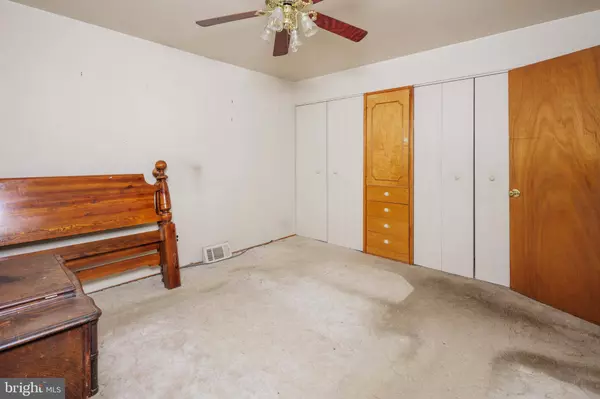 7220 CROWN RD, Glen Burnie, MD 21060