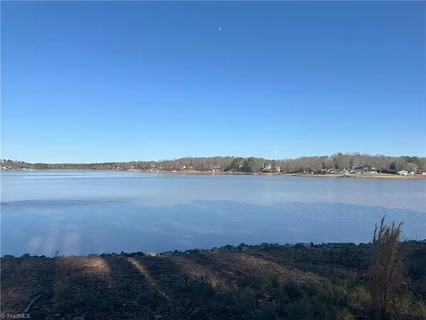 219 Sailors Rest DR, Lexington, NC 27292