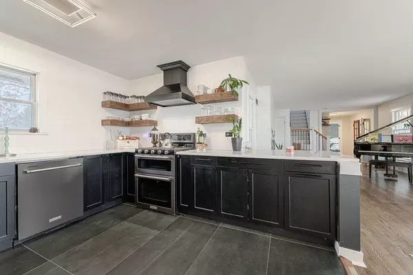 8520 W Pawnee RD, Palos Park, IL 60464