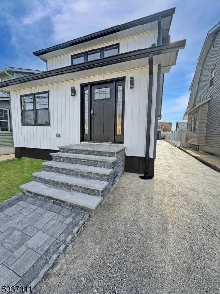 220 Maryland Ave, Paterson City, NJ 07503