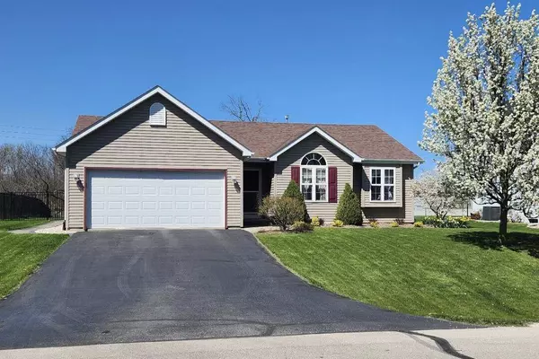 2836 Frontier, Caledonia, WI 53404