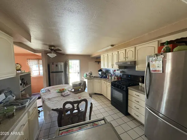 1319 W CORONA Avenue, Phoenix, AZ 85041