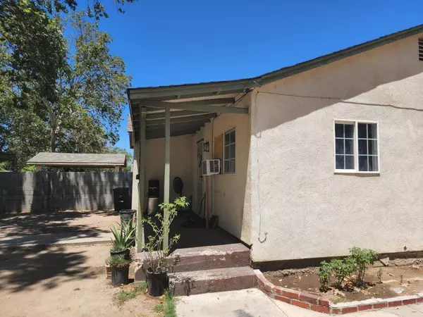 260 S Santa Ana AVE, Modesto, CA 95354