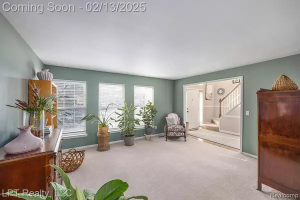 18039 CRYSTAL RIVER Drive, Macomb, MI 48042