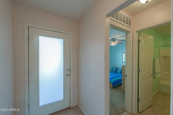 2565 E SOUTHERN Avenue #102, Mesa, AZ 85204