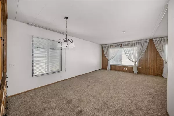 2311 W 16th Ave #19, Spokane, WA 99224