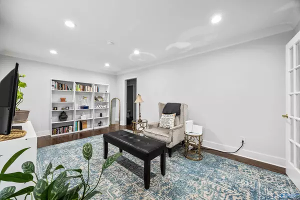 2303 Dogwood Lane NW, Huntsville, AL 35810