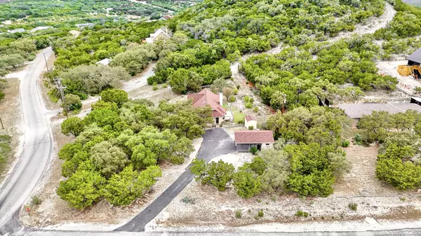 123 FOREST BREEZE, Lakehills, TX 78063