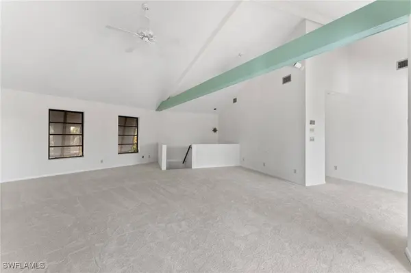 662 E Rocks DR, Sanibel, FL 33957