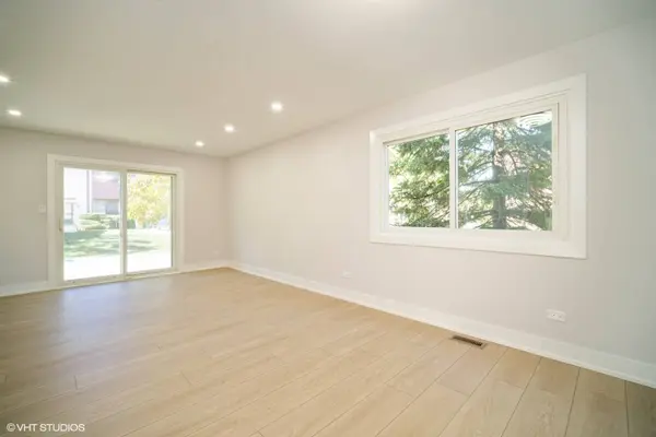 1672 OTTAWA Court, Wheeling, IL 60090