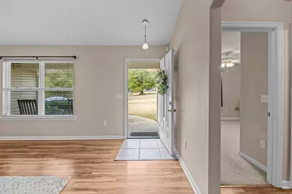 11 Pine Bark, Midway, FL 32343