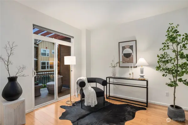 9062 161st CT NE #2603, Redmond, WA 98052