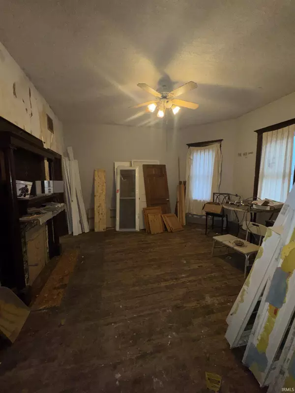 112 W Missouri Street, Evansville, IN 47710