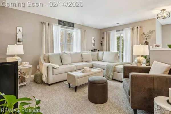 3072 KNEELAND Circle, Howell, MI 48843