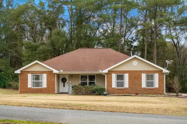 11 Pine Bark, Midway, FL 32343