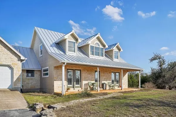 6558 N US Highway 87, Fredericksburg, TX 78624