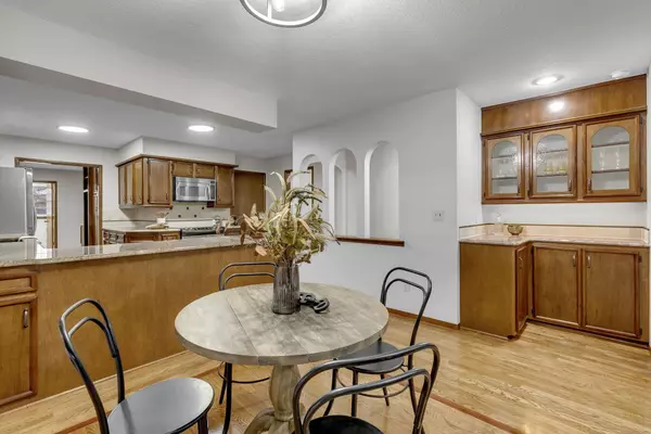 7822 E Killarney Pl, Wichita, KS 67206