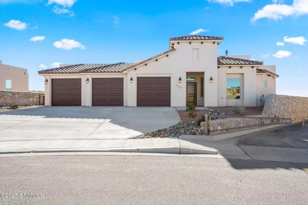 2317 Flintstone LOOP, Las Cruces, NM 88012