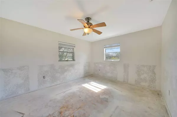 3615 SLEEPY HOLLOW LN, Punta Gorda, FL 33950