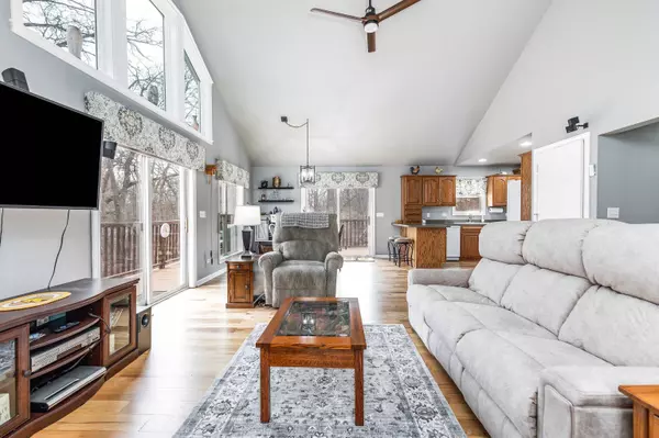 12A86 Roosevelt Lane, Apple River, IL 61001