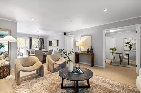 15 Cambridge ST, San Carlos, CA 94070