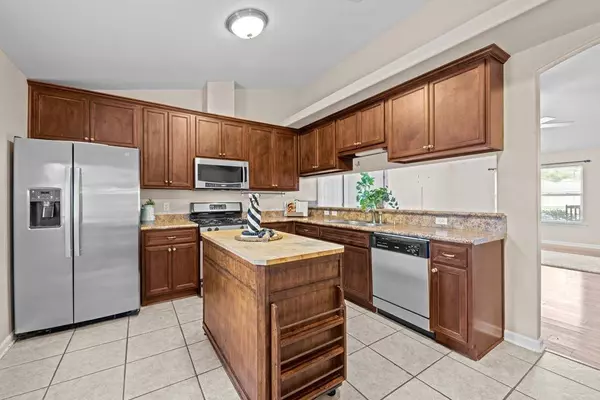 11 Pine Bark, Midway, FL 32343