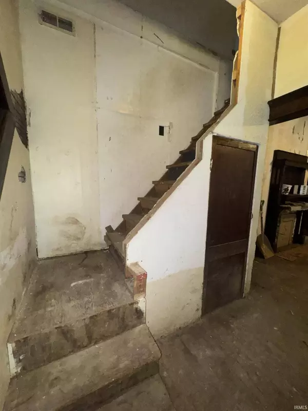 112 W Missouri Street, Evansville, IN 47710