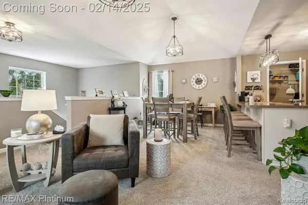 3072 KNEELAND Circle, Howell, MI 48843