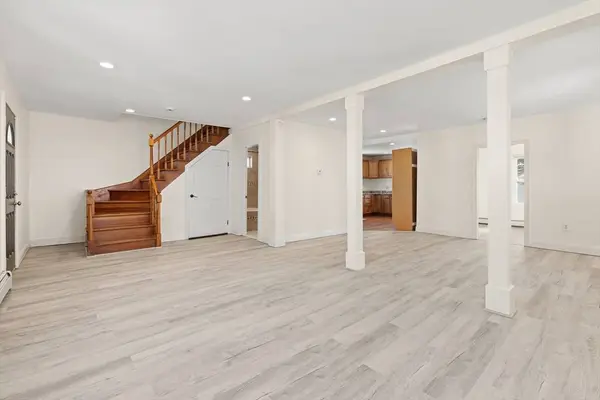 17 Bicknell Ter, Lawrence, MA 01841